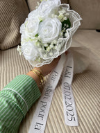 Bouquet DAPHNÉ - Roses blanches perlées