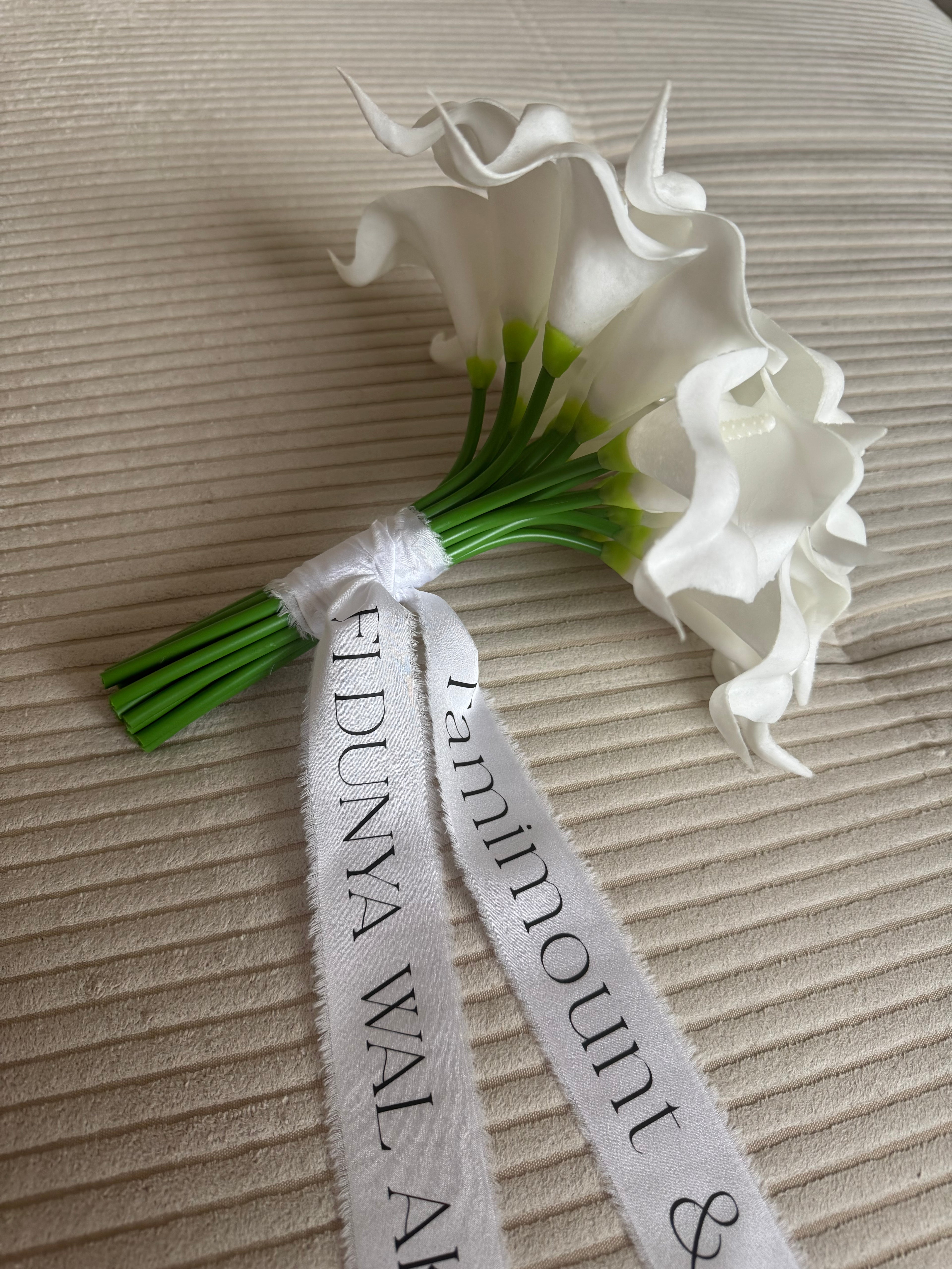 Bouquet KATE - Callas blancs minimalistes