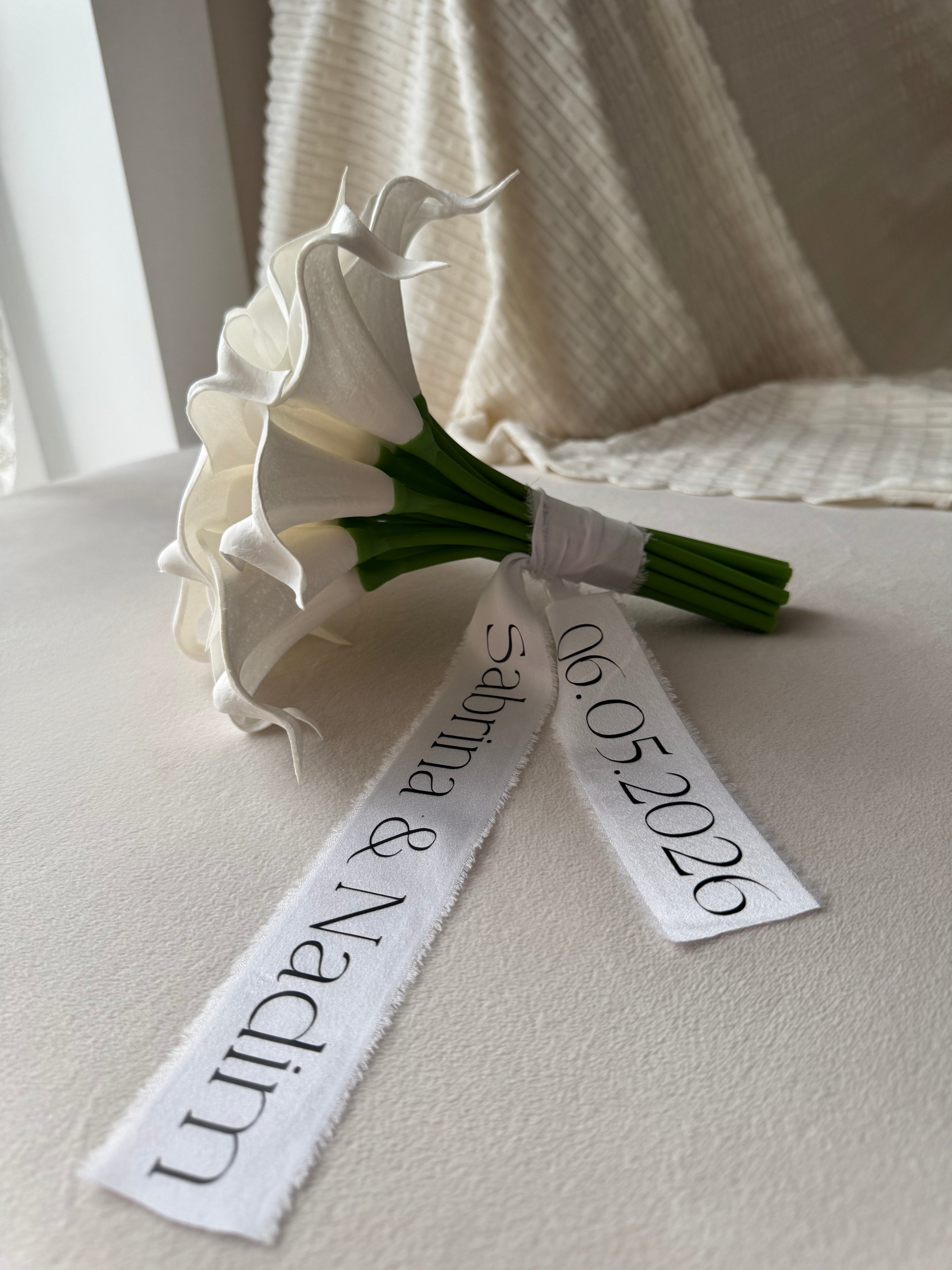 Bouquet KATE - Callas blancs minimalistes