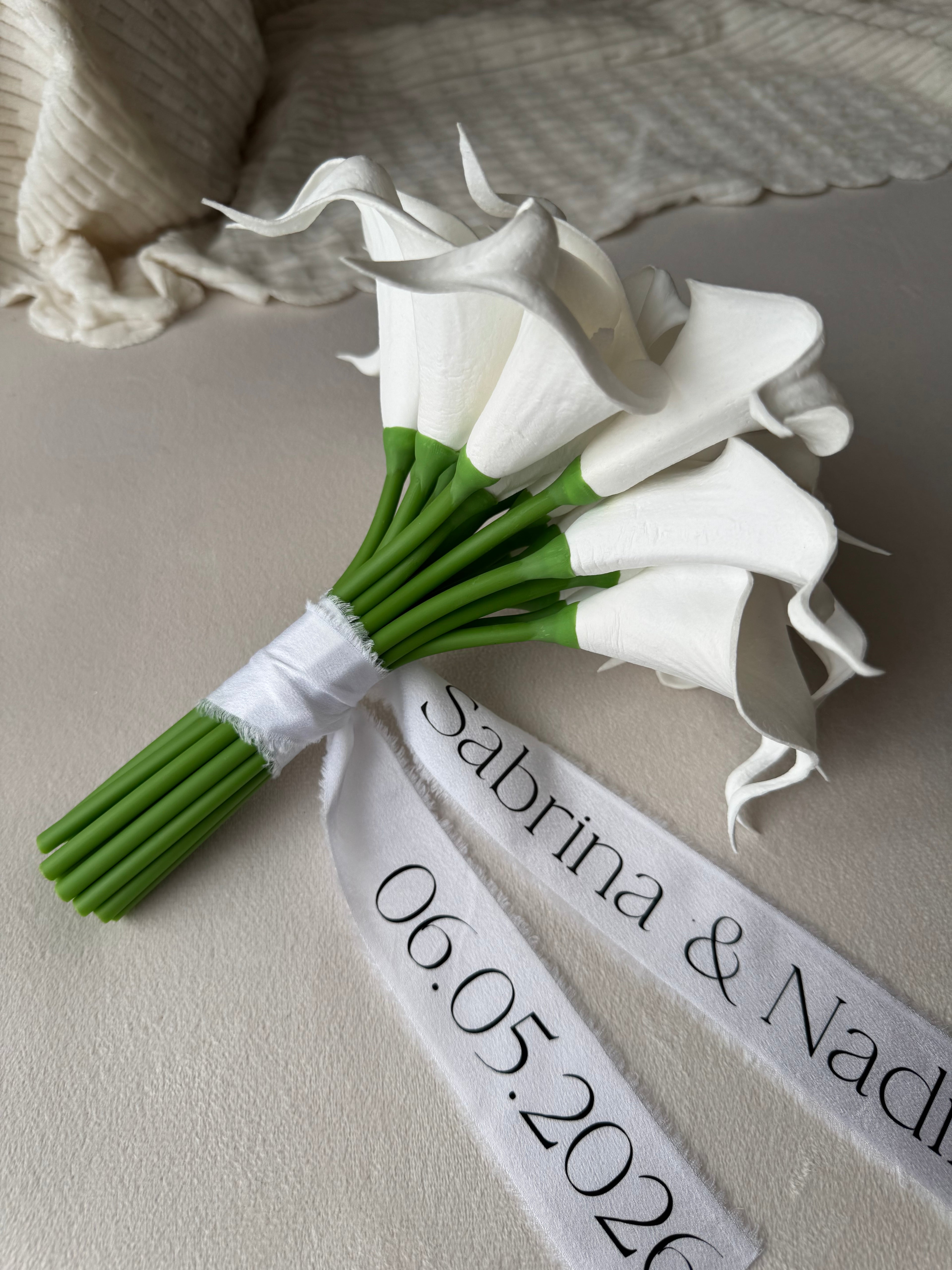 Bouquet KATE - Callas blancs minimalistes
