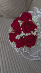 Bouquet CHARLOTTE - Roses rouges perlées